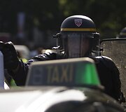 Protestuojantys Paryžiaus taksi vairuotojai