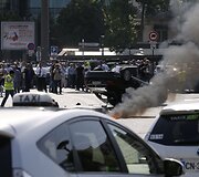 Protestuojantys Paryžiaus taksi vairuotojai
