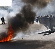Protestuojantys Paryžiaus taksi vairuotojai