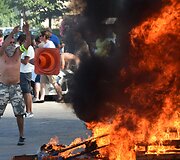 Protestuojantys Paryžiaus taksi vairuotojai