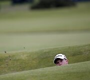 Paulas Kinnearas smūgiuoja kamuoliuką atvirajame golfo čempionate &Scaron;kotijoje