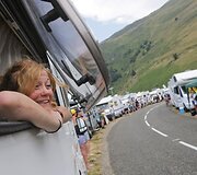 Moteris stebi Tour de France dviračių lenktynes