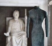 Dizainierio Azzedine'o Alaia &bdquo;mink&scaron;tosios skulptūros&ldquo;
