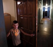 Pabėgėliai i&scaron; Rytų Ukrainos glaudžiasi sanatorijoje Korosty&scaron;ive