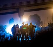 Migrantai juda link Eurotunelio Prancūzijoje