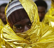 I&scaron; apvirtusio laivo Viduržemio jūroje i&scaron;gelbėtas migrantas