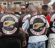 &bdquo;Hell&rsquo;s Angels&ldquo; - motociklininkų klubas, kuris tuo pačiu laikomas ir organizuoto nusikalstamumo tinklu