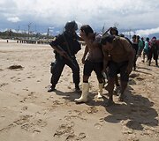 Peru policija naikina nelegalias aukso kasyklas