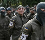 Ukrainos ultranacionalistų savanorių pulko &bdquo;Azov&ldquo; karių rungtynės