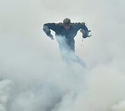 Ukrainos ultranacionalistų savanorių pulko &bdquo;Azov&ldquo; karių rungtynės
