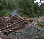 Potvynis ir purvo nuo&scaron;liauža Aliaskoje