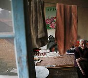 Buvusi &bdquo;paguodos moteris&ldquo; Hao Juxiang savo namuose
