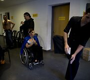Tango invalido vežimėlyje &scaron;okanti Gabriela Fernanda Torres