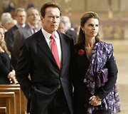 Arnoldo Schwarzeneggerio nesantuokinis vaikas sukėlė tikrą skandalą, dėl kurio jis i&scaron;siskyrė su žmona Maria Shriver