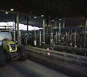Prancūzijos ūkininkai vyksta į sostinę planuodami ten surengti blokadą