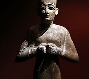 Archeologinė rastų nuskendusių meno vertybių prie Egipto paroda Paryžiuje