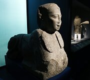 Archeologinė rastų nuskendusių meno vertybių prie Egipto paroda Paryžiuje