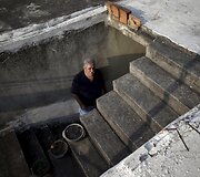 Jorge Reisas, 68 metų, nusprendė nei&scaron;sikelti i&scaron; griaunamo lū&scaron;nyno