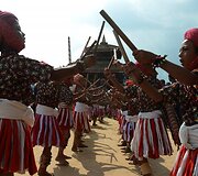 Nepalas mini pražūtingo žemės drebėjimo metines