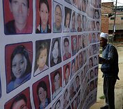 Nepalas mini pražūtingo žemės drebėjimo metines