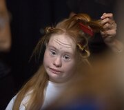 Niujorko mados savaitėje pasirodė modelis  Madeline Stuart, kuri serga dauno sindromu