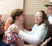Kim Davis paleista i&scaron; are&scaron;tinės