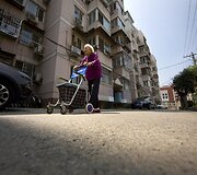 Prie&scaron; komunistus per antrąjį pasaulinį karą kovoję kinai