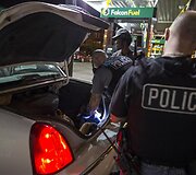 Pareigūnai apie&scaron;ko sustabdytą automobilį