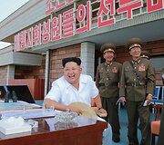 &Scaron;iaurės Korėjoje yra kuo pasidžiaugti jos lyderiui Kim Jong Unui