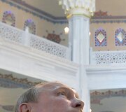 Putinas dalyvavo didžiulės mečetės atidaryme Maskvoje
