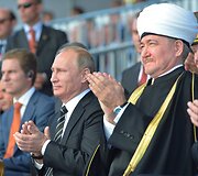 Putinas dalyvavo didžiulės mečetės atidaryme Maskvoje