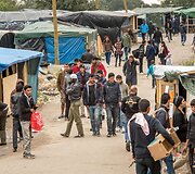 Migrantai &bdquo;Naujosiose džiunglėse&ldquo; &ndash; stovyklavietėje prie Kalė Prancūzijoje