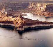 Dėl besitęsiančių sausrų Pauelo tvenkinio vandens kiekis nukrito 42 proc.