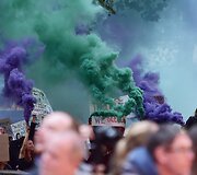 Feminisčių protestas prie&scaron; Londono filmų festivalio atidarymą