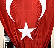 Turkijos gyventojai stebi premjero kalbą