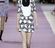 &bdquo;Giambattista Valli&ldquo; 2016 m. pavasario-vasaros kolekcija