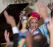 Orkestras &bdquo;Buena Vista Social Club&ldquo; Baltuosiuose rūmuose