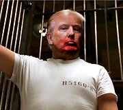 Donaldo Trumpo veidas garsiausiuose siaubo filmų kadruose