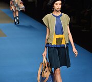 &bdquo;Yuma Koshino&ldquo; 2016 m. pavasario-vasaros kolekcija