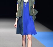 &bdquo;Yuma Koshino&ldquo; 2016 m. pavasario-vasaros kolekcija