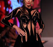 &bdquo;Fouad Sarkis&ldquo; 2016 m. Pret-a-Couture kolekcija