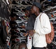 Patrickas ir Nana Kwesi renkasi sportinius batelius