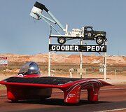 Saulės energija varomų automobilių lenktynės Australijoje