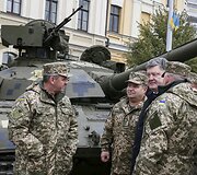 Ukrainoje pristatyta naujai įsigyta ginkluotė