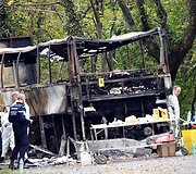 Tragi&scaron;kos autobuso ir sunkvežimio avarijos Prancūzijoje vieta