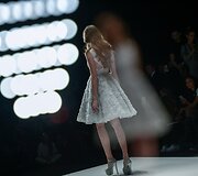 &bdquo;Mercedes-Benz&ldquo; Rusijos madų savaitės 2016 m. kolekcijų modeliai