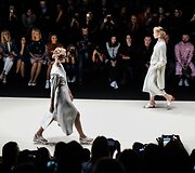 &bdquo;Mercedes-Benz&ldquo; Rusijos madų savaitės 2016 m. kolekcijų modeliai