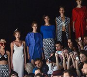 &bdquo;Mercedes-Benz&ldquo; Rusijos madų savaitės 2016 m. kolekcijų modeliai