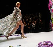 &bdquo;Mercedes-Benz&ldquo; Rusijos madų savaitės 2016 m. kolekcijų modeliai