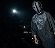 &bdquo;Mercedes-Benz&ldquo; Rusijos madų savaitės 2016 m. kolekcijų modeliai